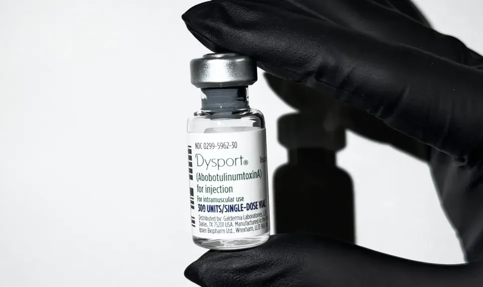 Targeted neurotoxin therapy to smooth lines and relieve TMJ symptoms, personalized for each patient’s needs.